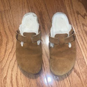 Birkenstock Clog in Brown